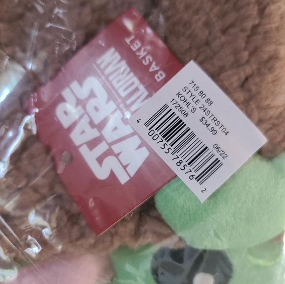 ๐50% OFF - NWTโผ๏ธDisney Star Wars Grogu Plush Basket by St Nicholas Square - Picture 8 of 8